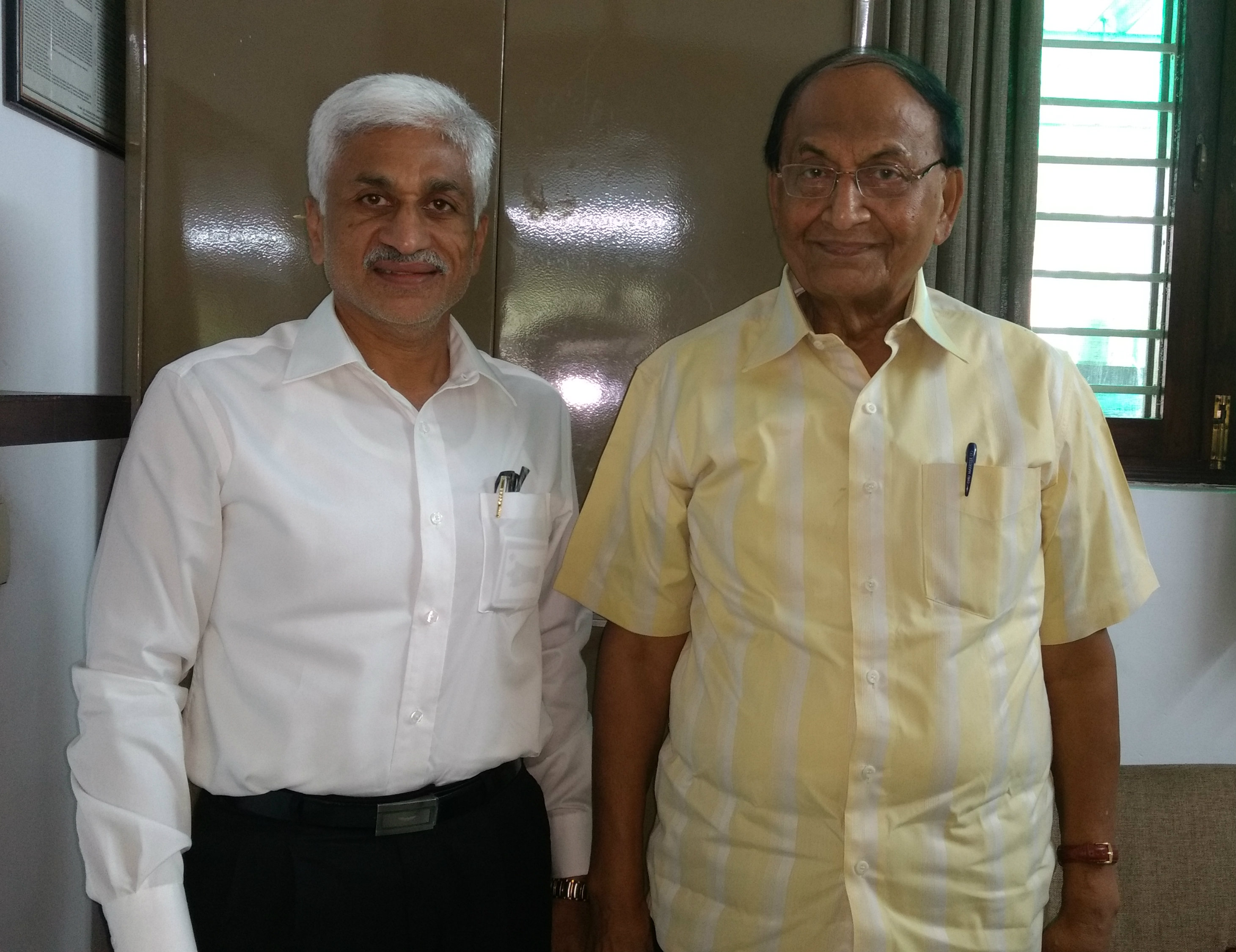 Meeting with a Legend I met Dr. C. P. Thakur,