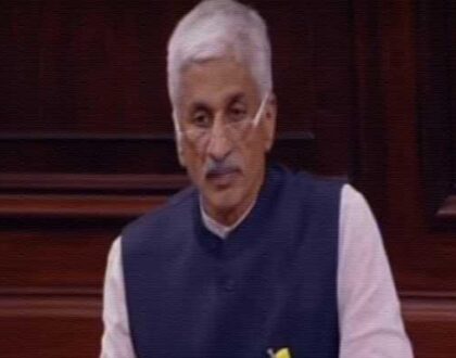 యూసీలు ఇవ్వలేదు.. నిధులు రాలేదు..
