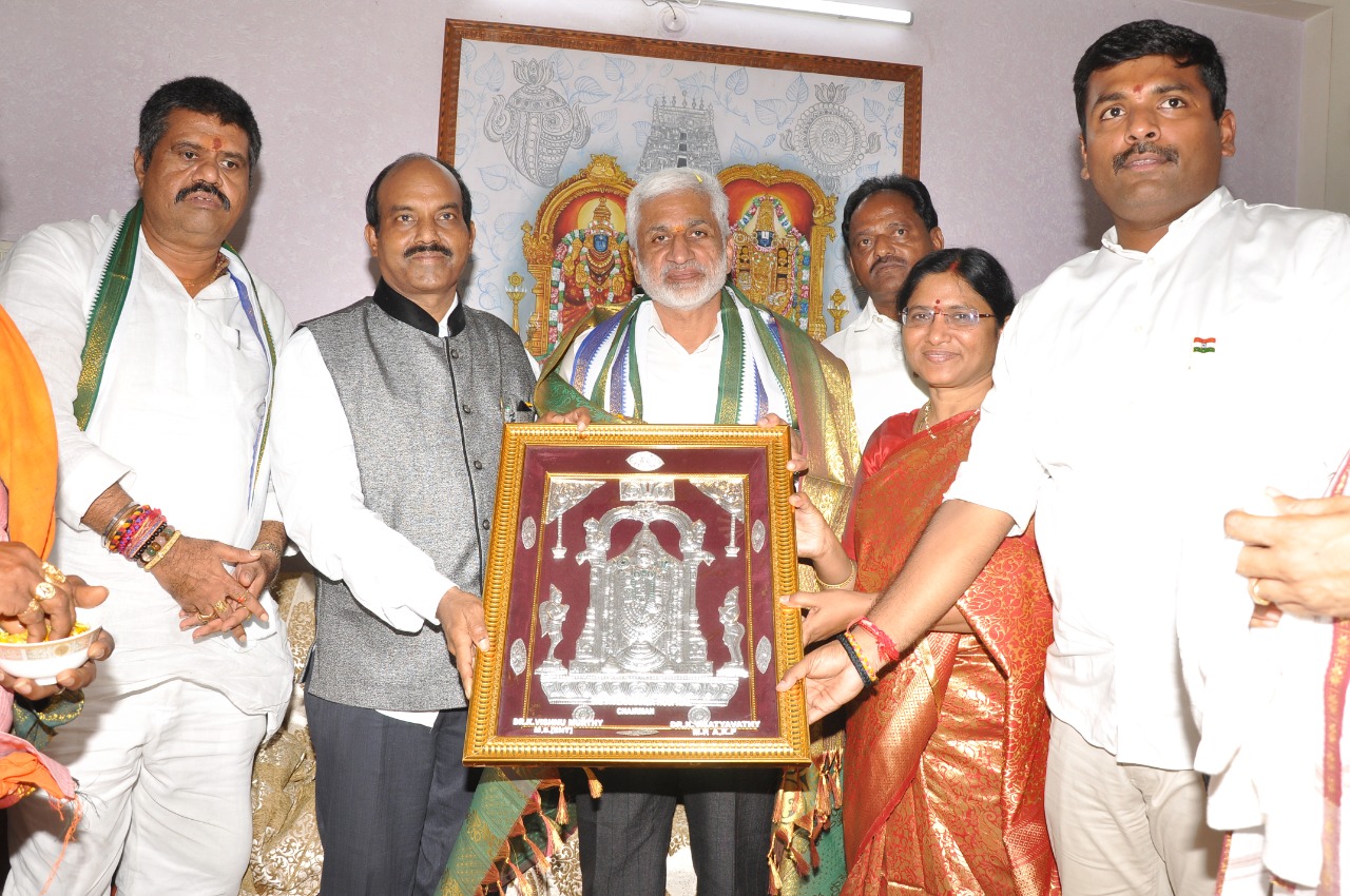 Visited Dr.Satyavati, MP home in Anakapalle on 8th March 2020.