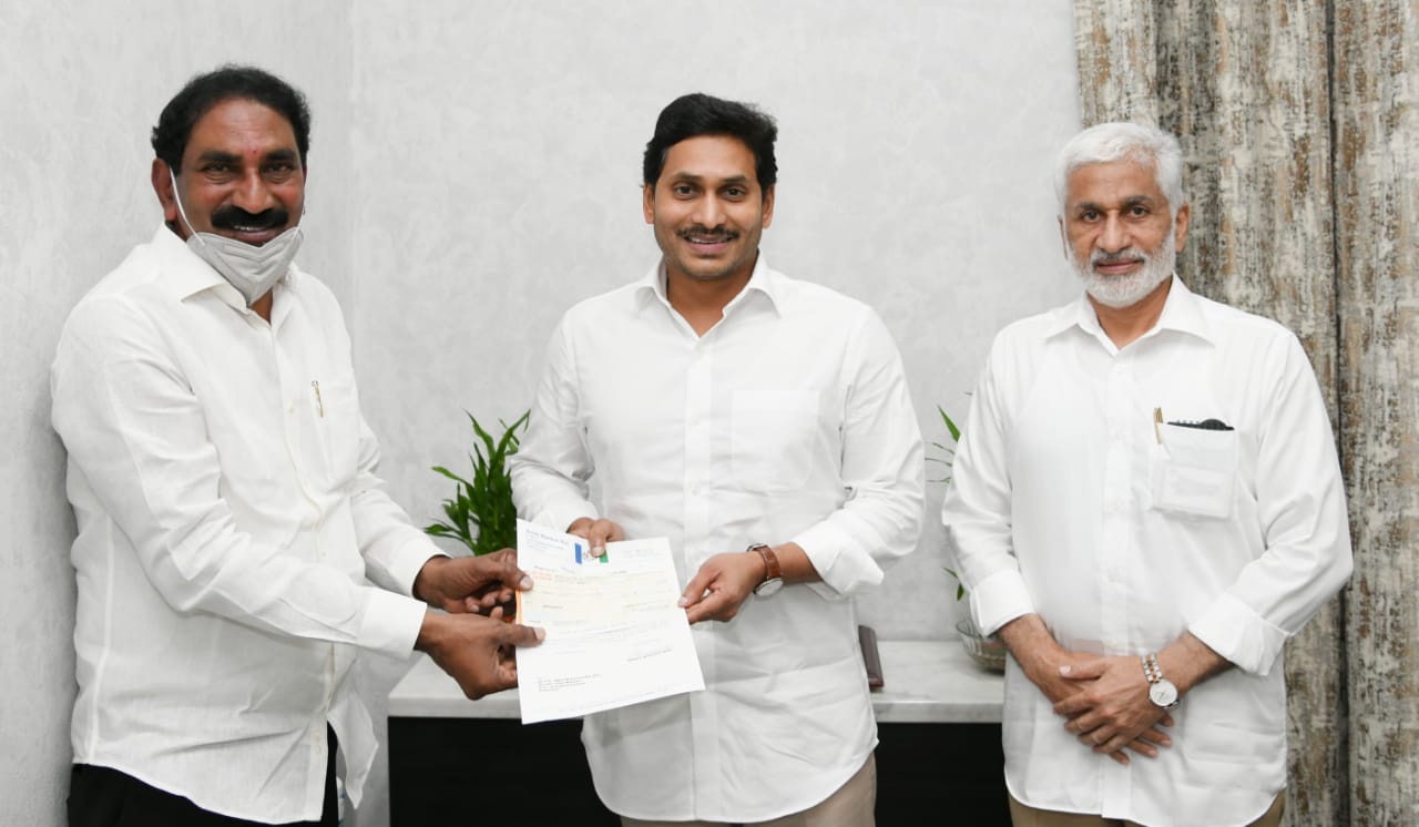 బీద మస్తాన్ రావు నెల్లూరు సీఎం గారితో తాడేపల్లి లో...