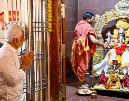 Paid obeisance at the Trimukha Vigneswara Panchayata Mandir in Ganesh Nagar