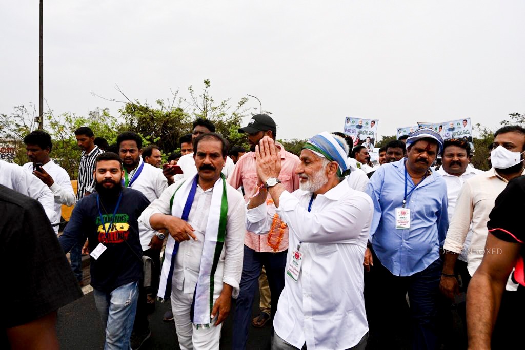 Under Hon'ble CM Shri YS Jagan Mohan Reddy Garu's leadership, our 'Parirakshana Porata Yatra' reached its final leg at Vizag Steel Plant Arch...