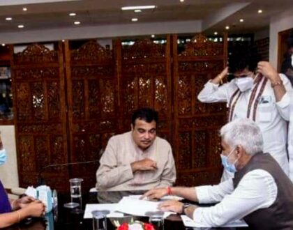 సబ్బవరం-నర్సీపట్నం-తుని రోడ్లను జాతీయ రహదారులుగా అభివృద్ధి చేయాలని కేంద్ర రోడ్డు రవాణా శాఖ మంత్రి శ్రీ నితిన్‌ గడ్కరీ గారికి విజ్ఞప్తి చేయడం జరిగింది.