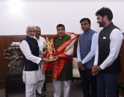 Had a productive meeting with Hon. Minister for Road Transport & Highways...