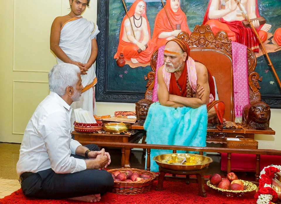 శ్రీ విశాఖ శారదా పీఠాన్ని ఈరోజు సందర్శించడం జరిగింది.