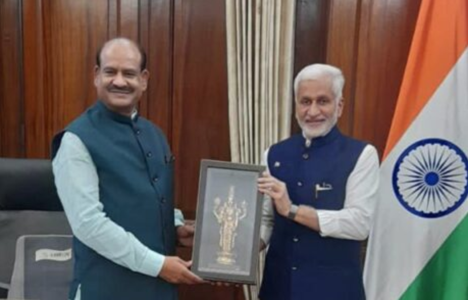 Paid a courtesy visit to Hon’ble Speaker of Lok Sabha Shri Om Birla Ji..