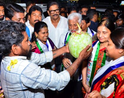 నెల్లూరు నగరాన్ని నందనవనంగా, స్మార్ట్ సిటీగా మార్చే వరకూ విశ్రమించను అని నెల్లూరు ప్రజలకు మాటిస్తున్నా.