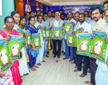 సీఎం వైఎస్ జగన్ మోహన్ రెడ్డి గారి పాలన నచ్చి వివిధ సంఘాలు, స్వచ్ఛంద సేవా సంస్ధలు వైఎస్ఆర్ సీపీకి, మా అభ్యర్థులకు మద్దతుగా నిలుస్తున్నాయి.